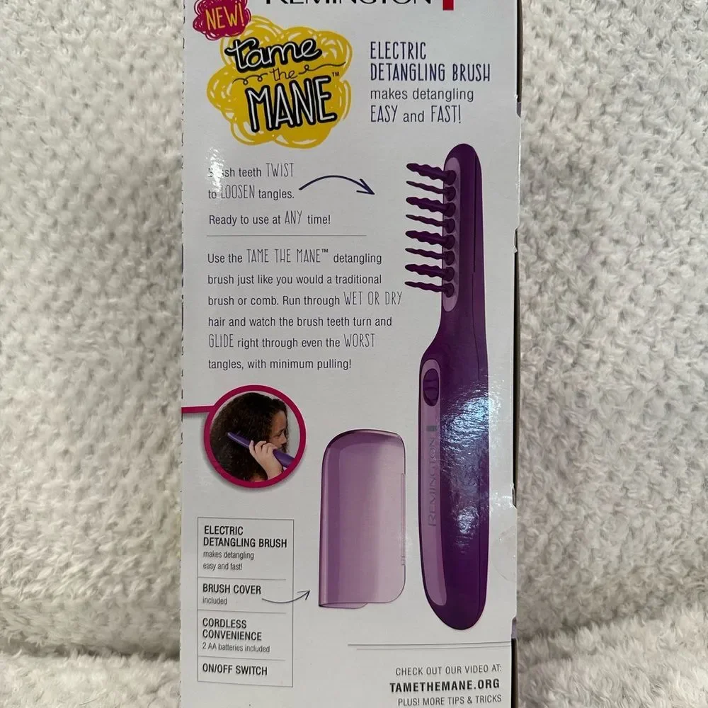 Electric detangling comb by Remington.